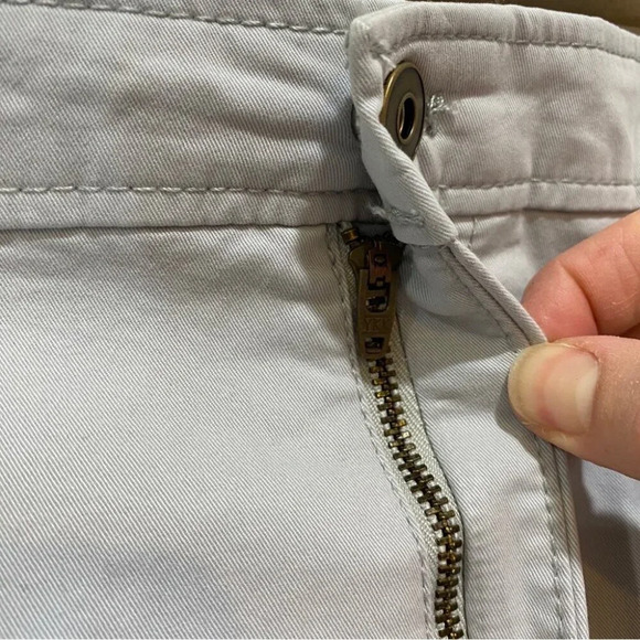 NWT Van Heusen Cargo Shorts 36 Stretch Cotton 8in Inseam- Stone Grey - Picture 4 of 16